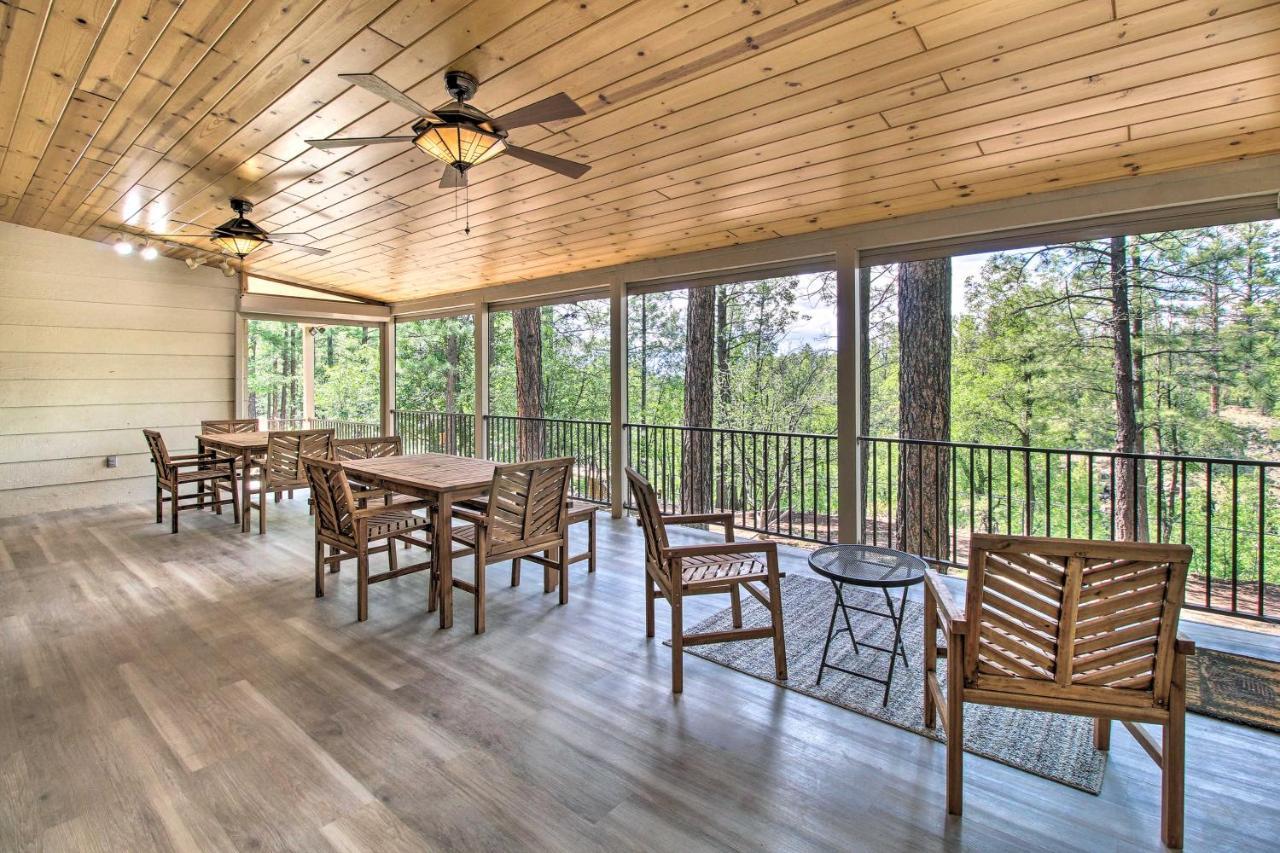 Pinetop Creekside Cabin Secret Game Room! Екстер'єр фото